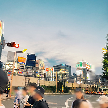 Shinjuku Station East Exit Station Square_image3